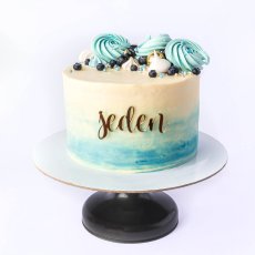 19. Torta s melírom, ozdobným nápisom a snehovými pusinkami