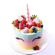 13. Dúhová torta Jednorožec s ovocím