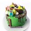 32. Torta Minecraft s čoko-stekancami a ovocím