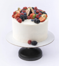 42. Jemná torta s čerstvým ovocím