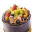 3. Torta s čokoládovou glazúrou s pistáciami a ovocím - Vyberte si veľkosť: 25 porcií